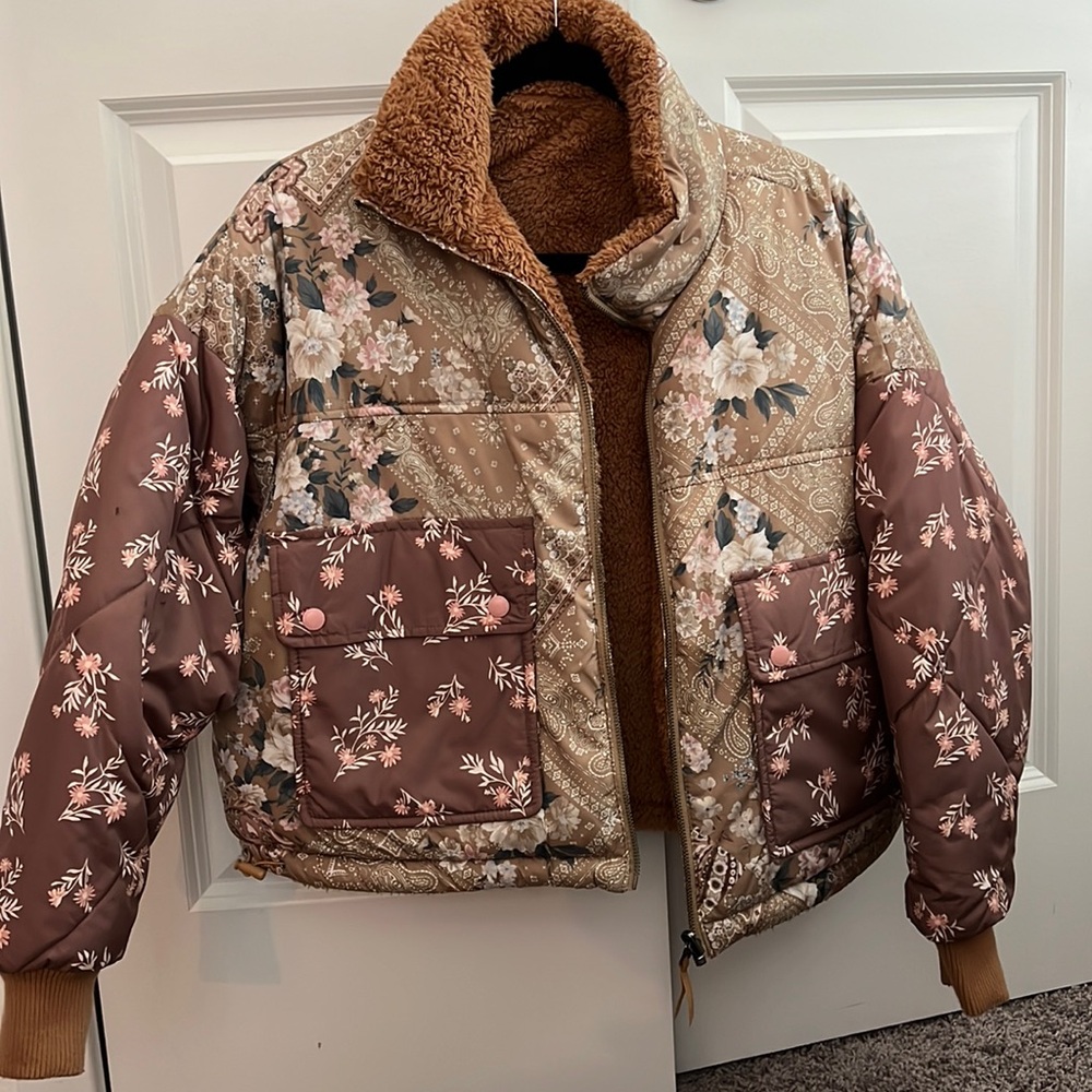 American Eagle Reversible Puffer Jacket